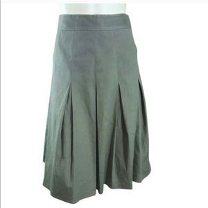 Alice + Olivia 🌾 Pleated High Wasted Green Skirt